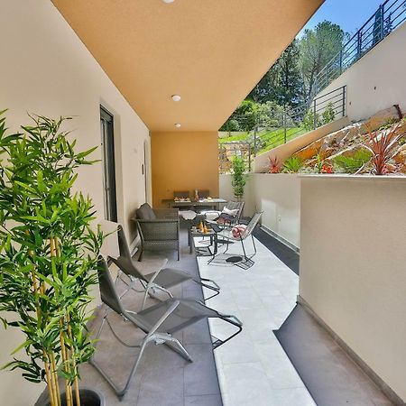 Luxury Urban Villa Apartments With Jacuzzi Split Extérieur photo