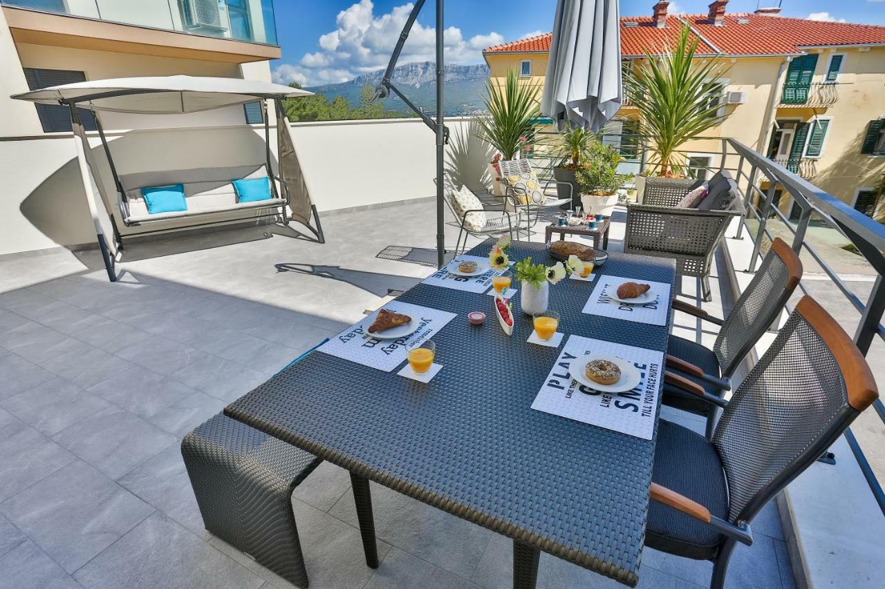 Luxury Urban Villa Apartments With Jacuzzi Split Extérieur photo